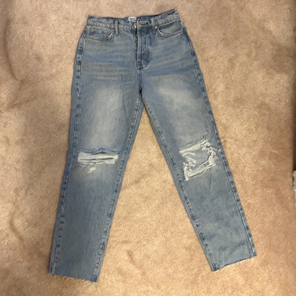 NWOT BDG high waisted slim straight jean - Picture 2 of 3